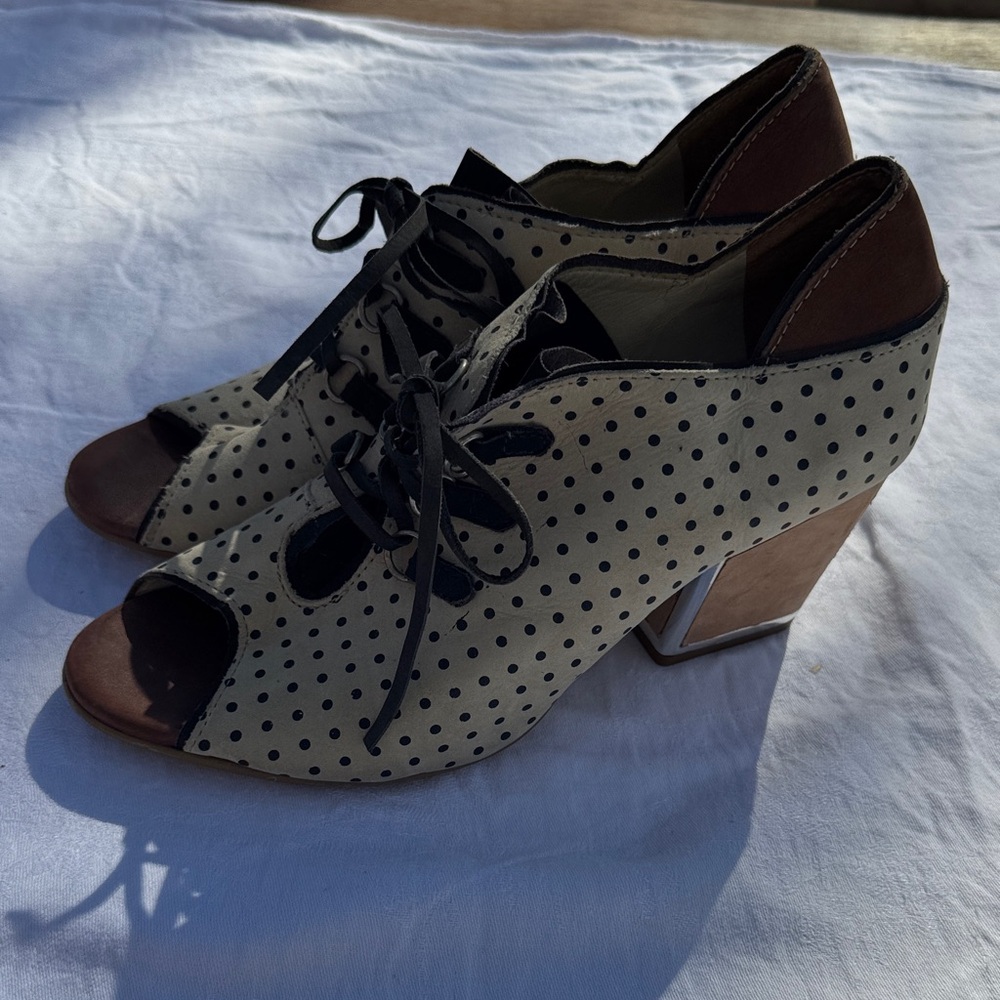 Chic Polka Dot Lace-Up Heels